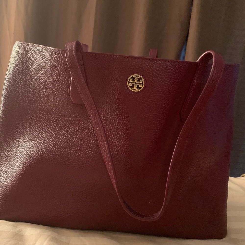 Cranberry Tory Burch
